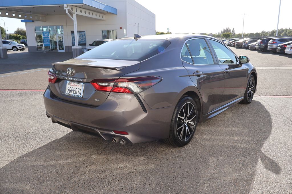 2023 Toyota Camry SE 5