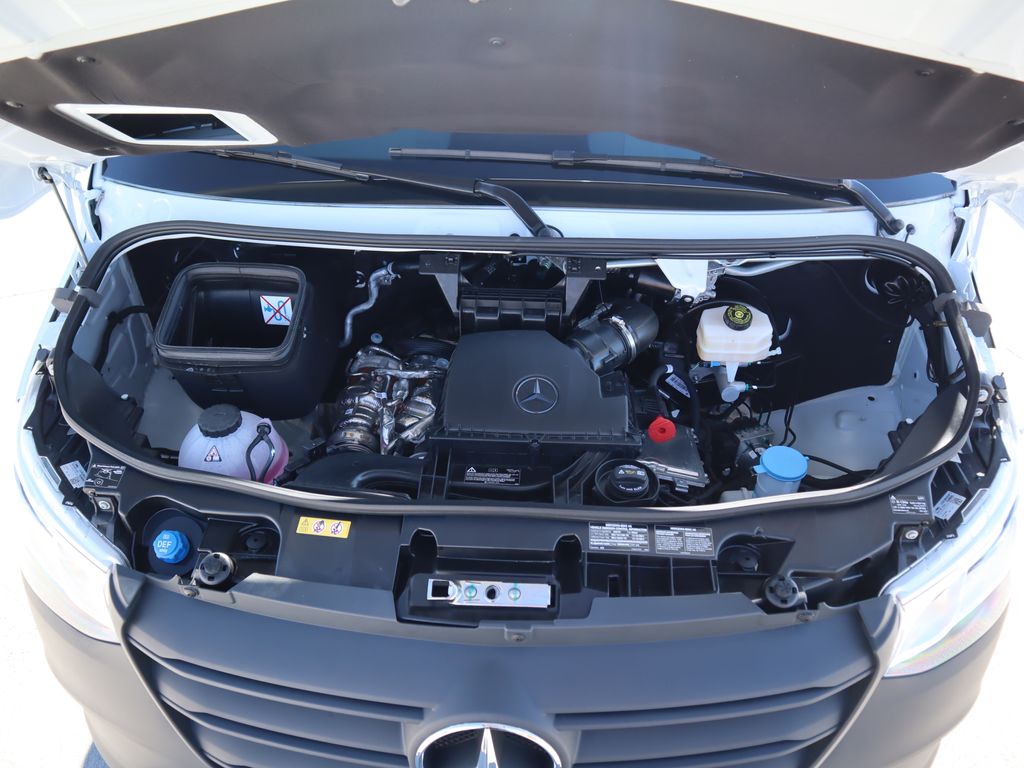 Thumbnail: 2025 Mercedes-Benz Sprinter - 30