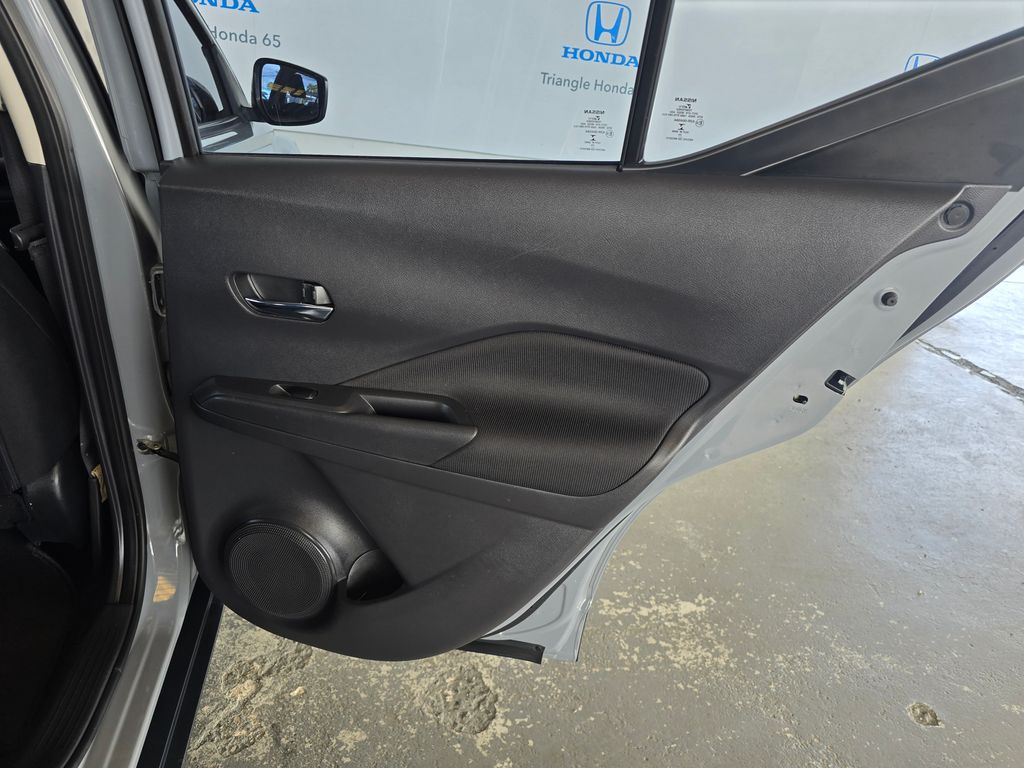 Thumbnail: 2021 Nissan Kicks - 19