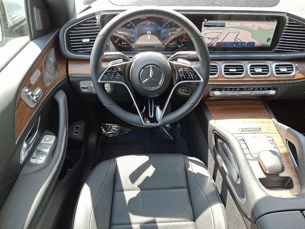 Thumbnail: 2026 Mercedes-Benz GLE - 9