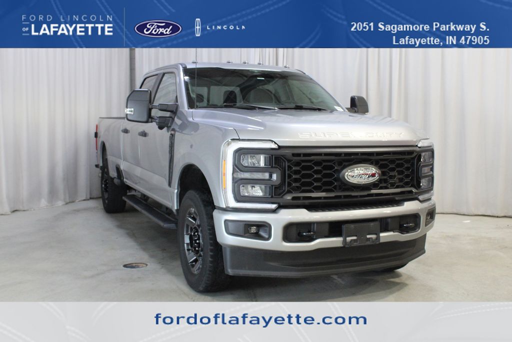 2023 Ford F-350 Super Duty XL Crew Cab 4WD