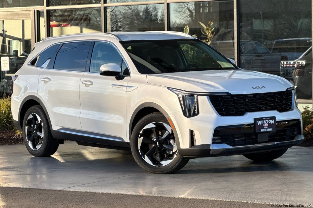 new 2026 Kia Sorento Hybrid car, priced at $42,910