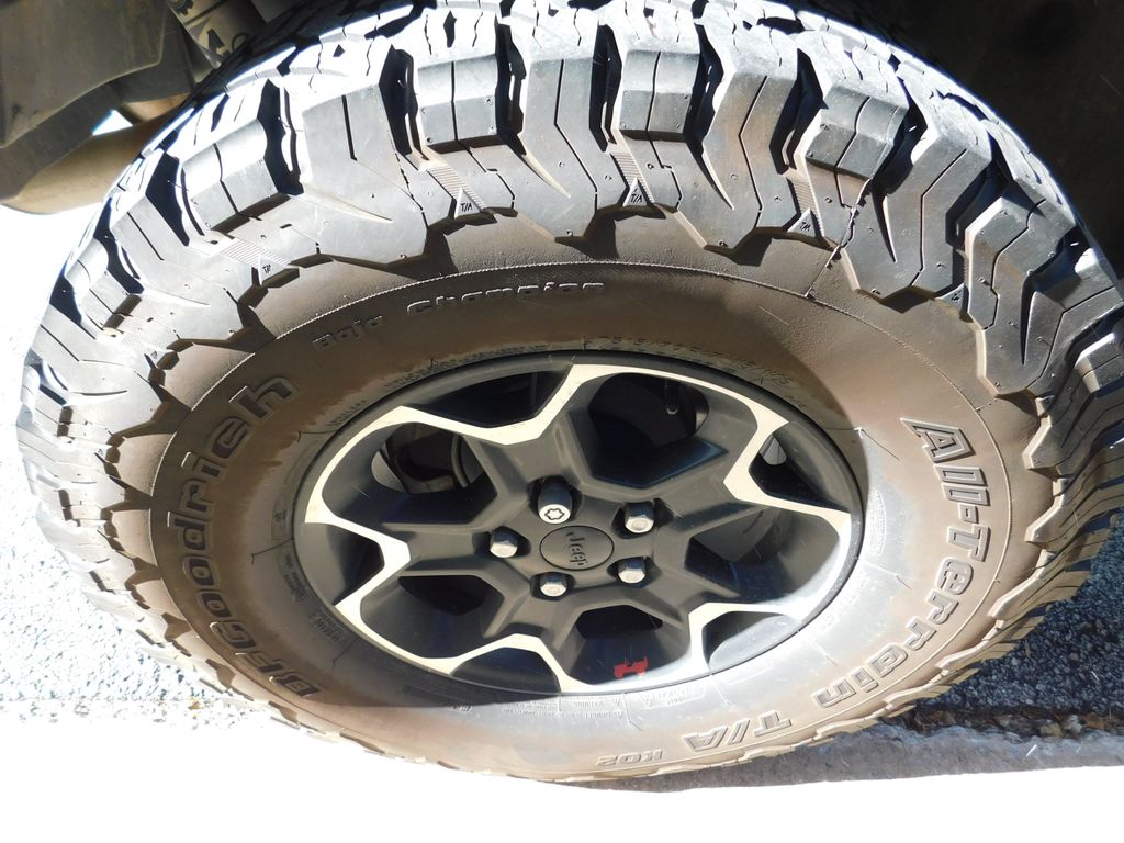 Thumbnail: 2020 Jeep Wrangler - 7