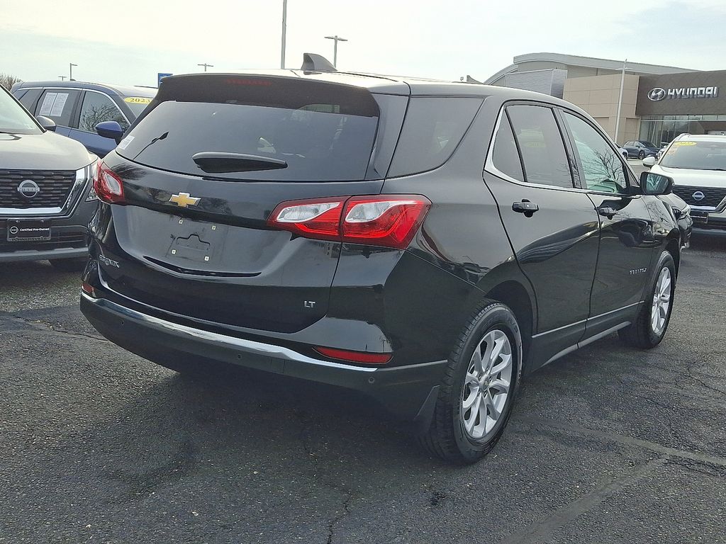 Thumbnail: 2019 Chevrolet Equinox - 6
