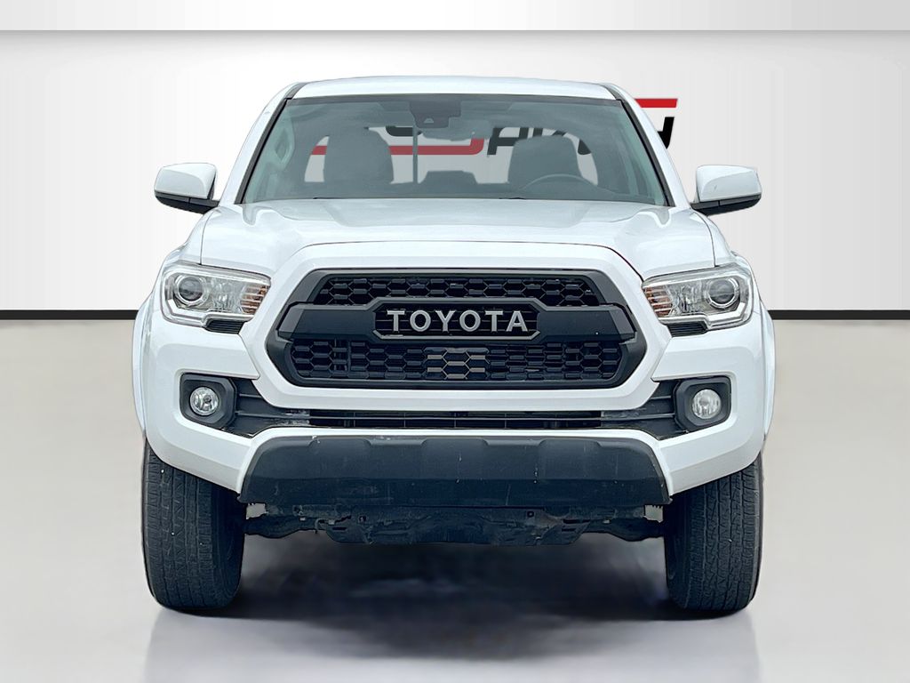 Used 2019 White Toyota SR5 image 2