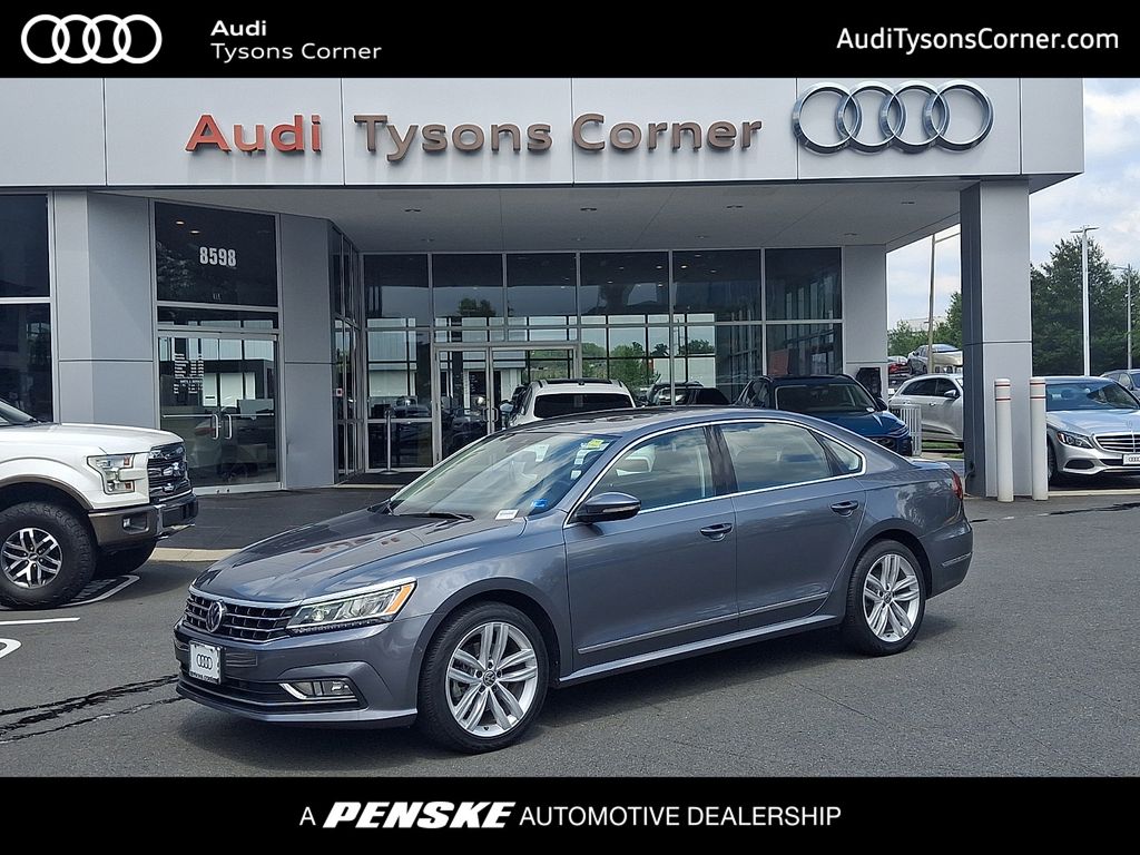 Platinum Gray Metallic 2018 Volkswagen Passat Sedan Front-Wheel Drive 6-Speed Automatic