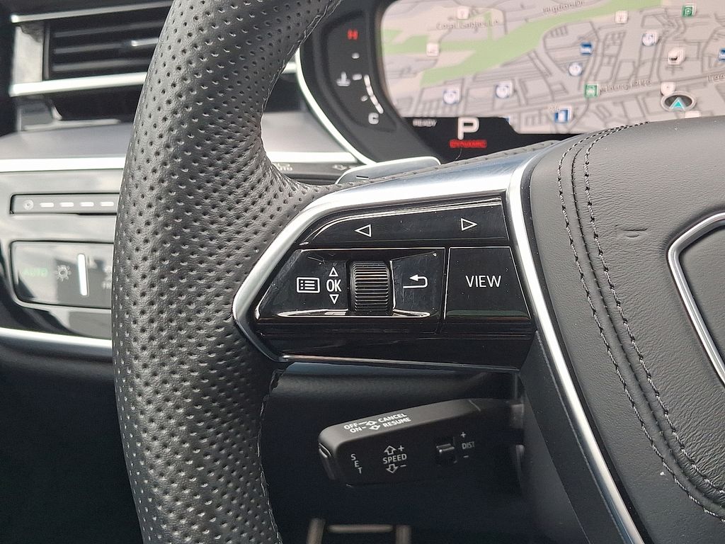 Thumbnail: 2022 Audi S8 - 22