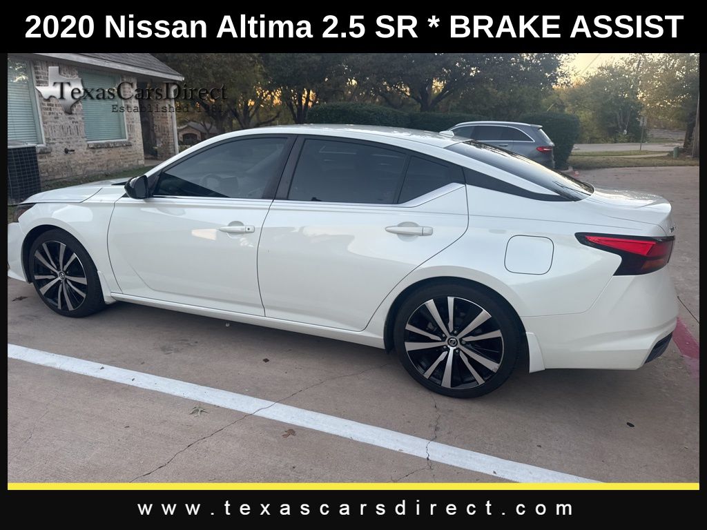 2020 Nissan Altima 2.5 SR 11