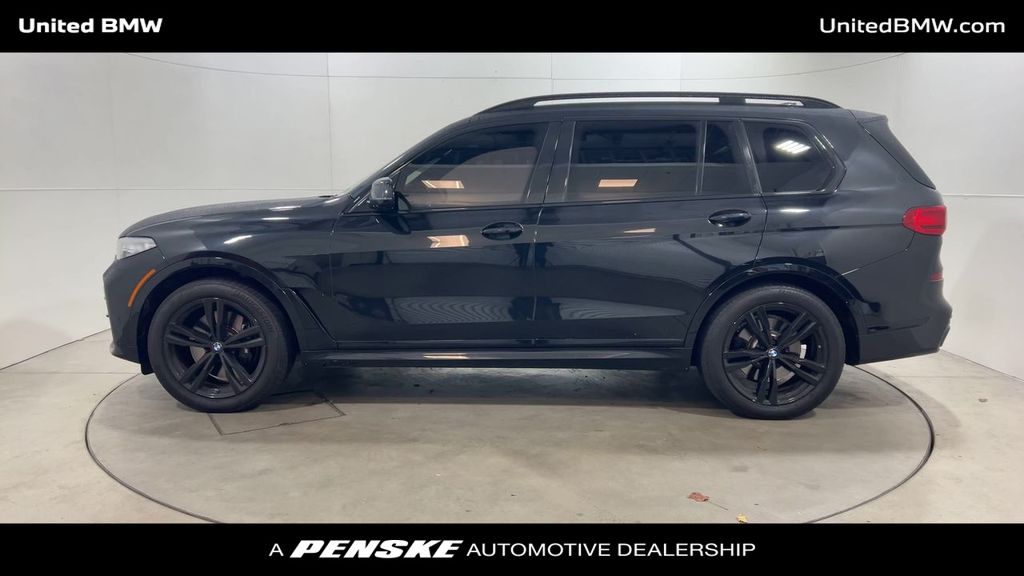 2022 BMW X7 xDrive40i 5