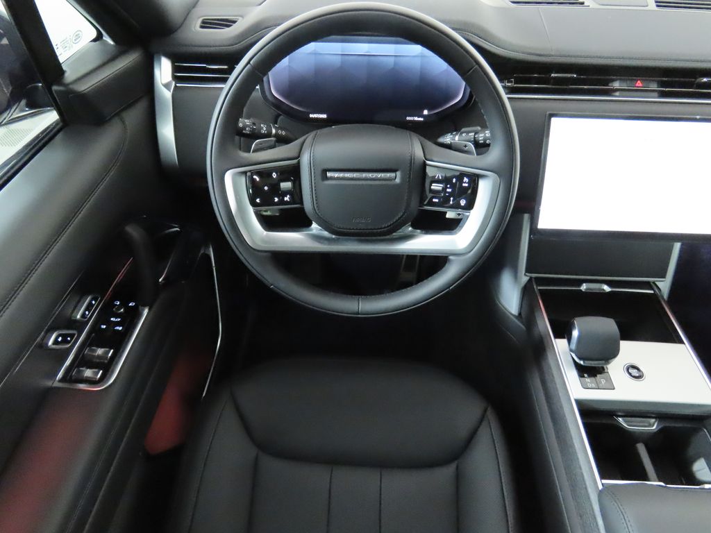 Thumbnail: 2025 Land Rover Range Rover - 10