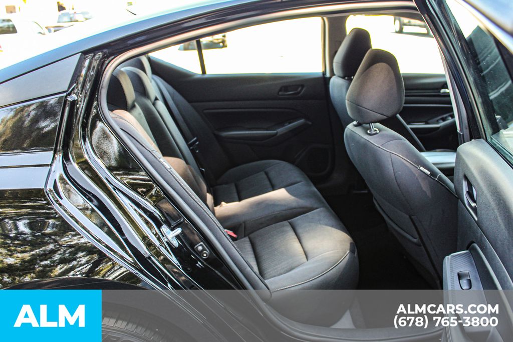 Used 2024 Black Nissan 2.5 SV image 18