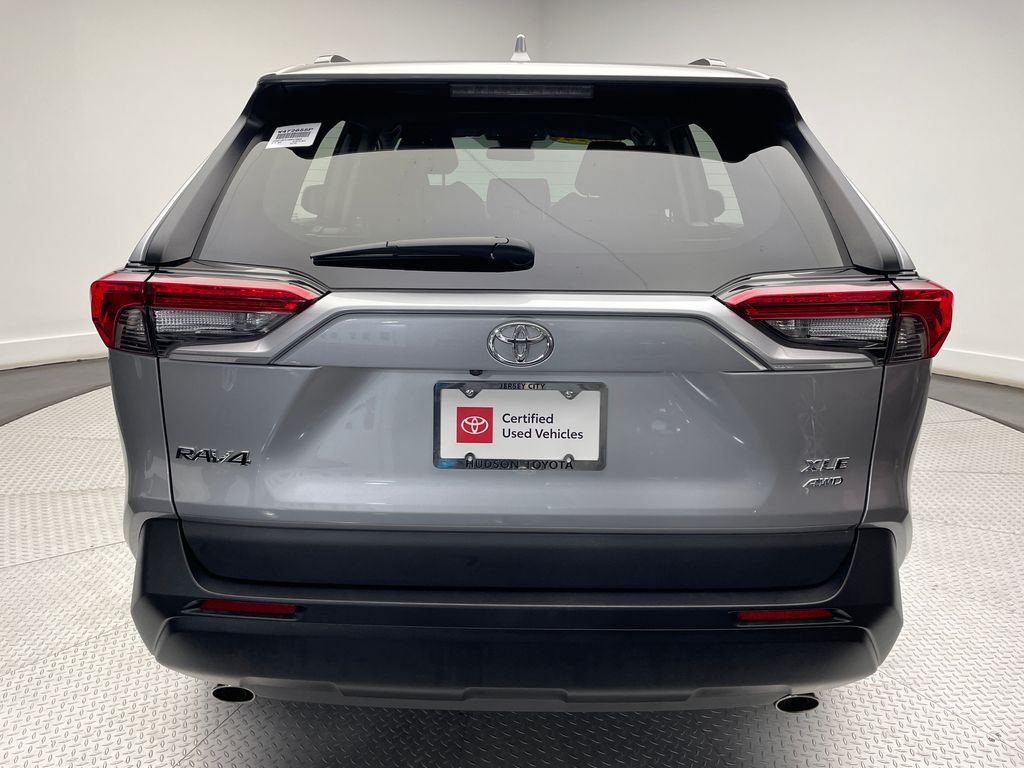 2024 Toyota RAV4 XLE 6