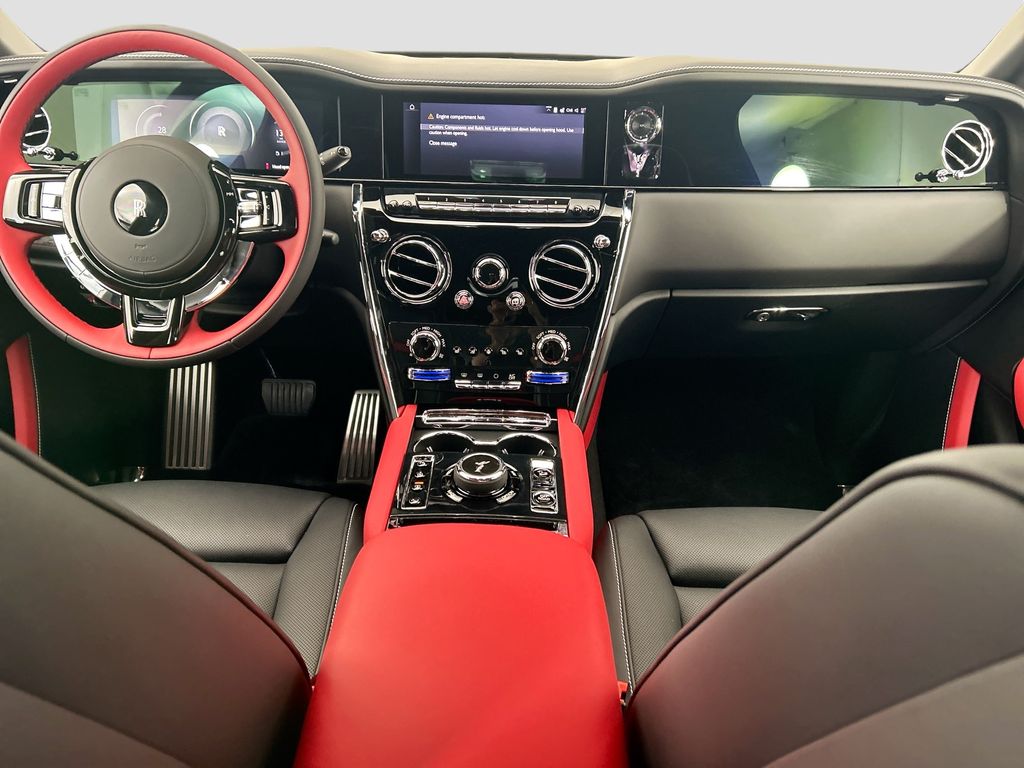 Thumbnail: 2027 Rolls-Royce Cullinan - 13