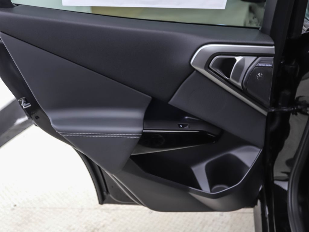 Thumbnail: 2026 BMW X3 - 19