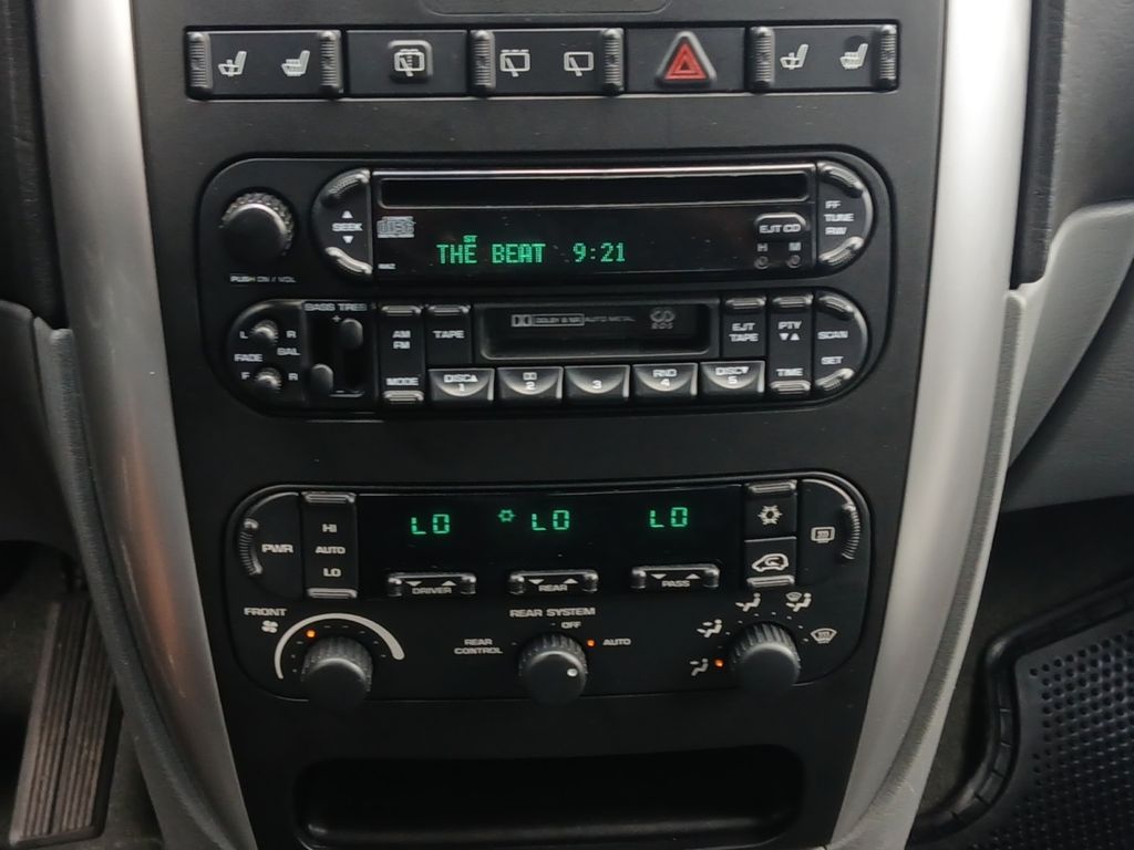 Used Car 2005 Chrysler Town & Country  Touring For Sale Under $10,000 In Austin, Texas