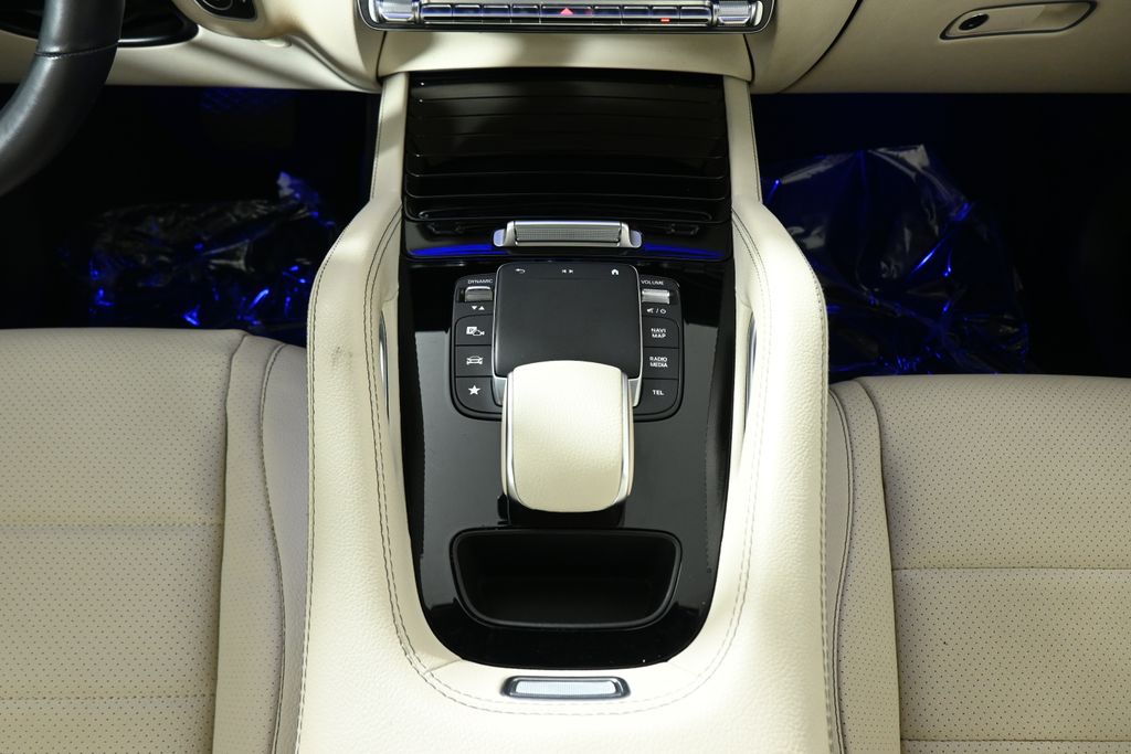 Thumbnail: 2021 Mercedes-Benz GLE - 21