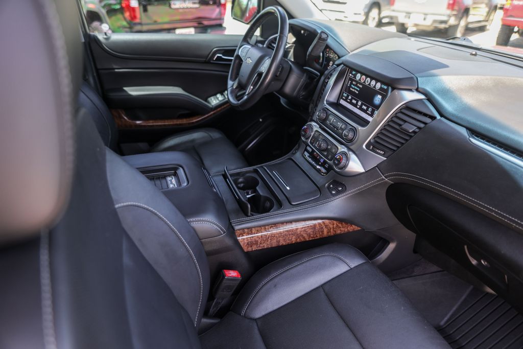 Used 2019 Gray Chevrolet Premier image 33