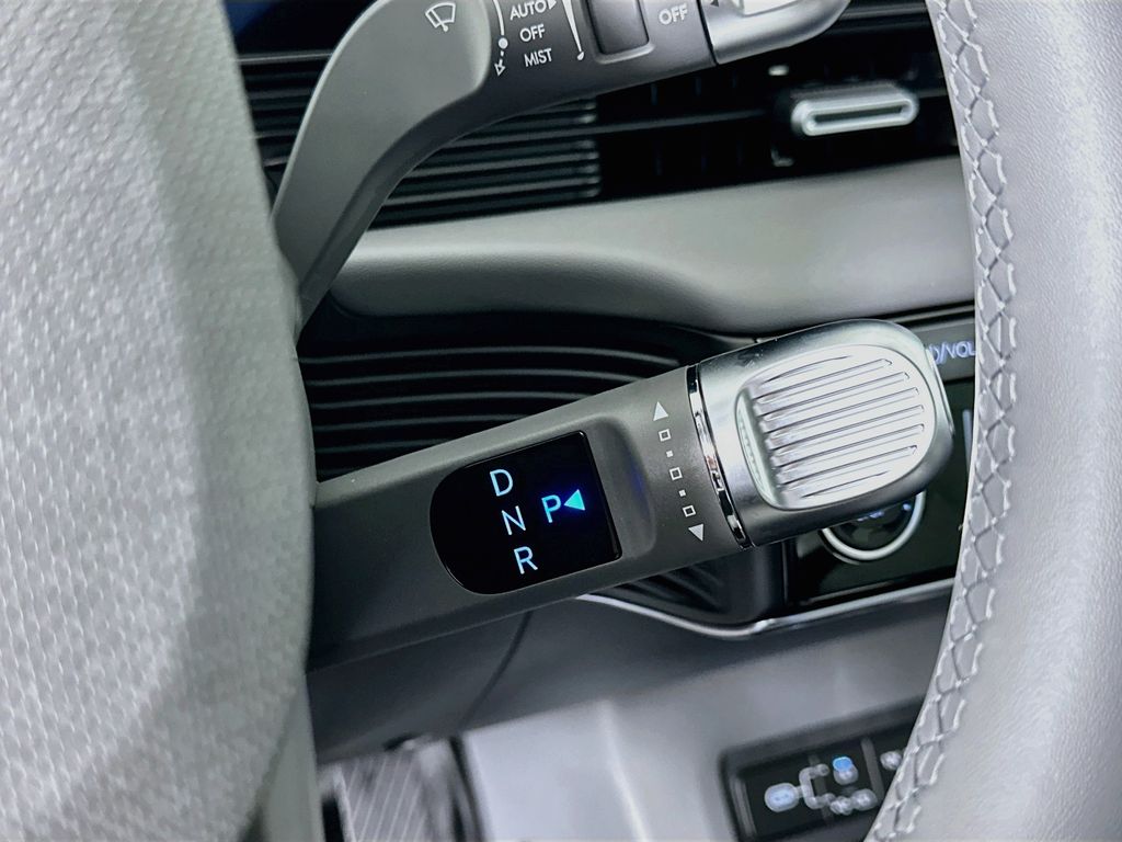 Thumbnail: 2027 Hyundai Ioniq 5 - 15