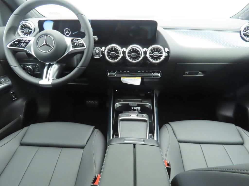 Thumbnail: 2026 Mercedes-Benz GLA - 14