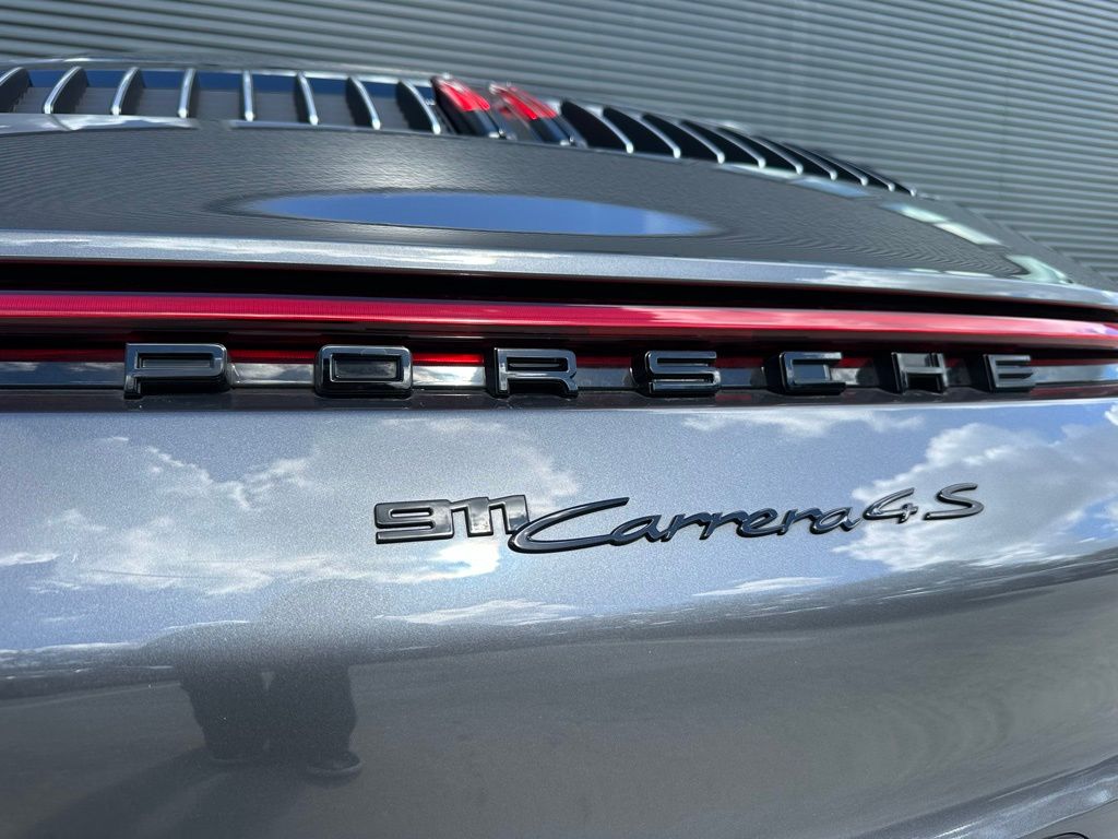 Thumbnail: 2020 Porsche 911 - 15