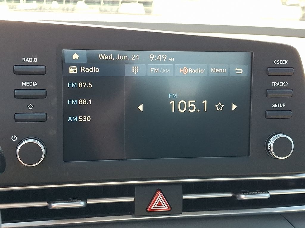 2026 Hyundai Elantra — photo 18