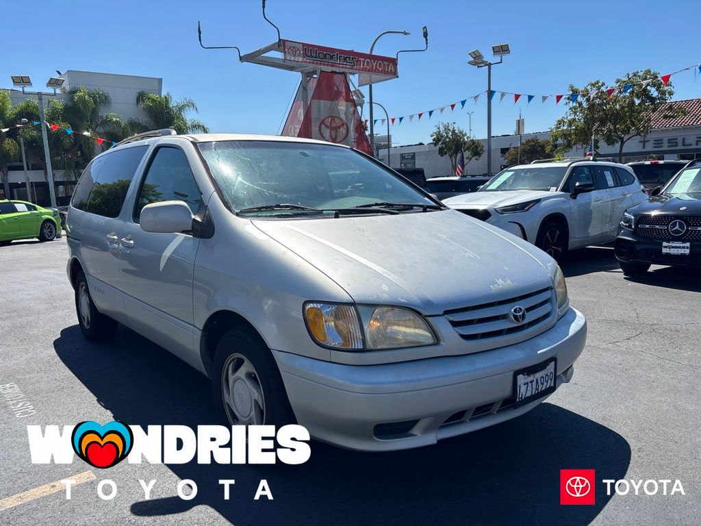 Lunar Mist Metallic 2003 Toyota Sienna Minivan Front-Wheel Drive 4-Speed Automatic Overdrive