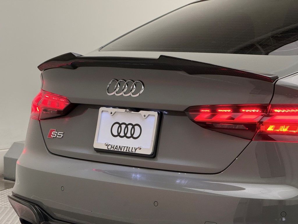 Thumbnail: 2022 Audi S5 - 15