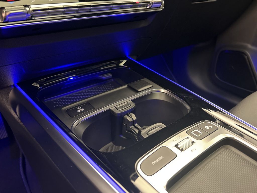 Thumbnail: 2026 Mercedes-Benz GLB - 21