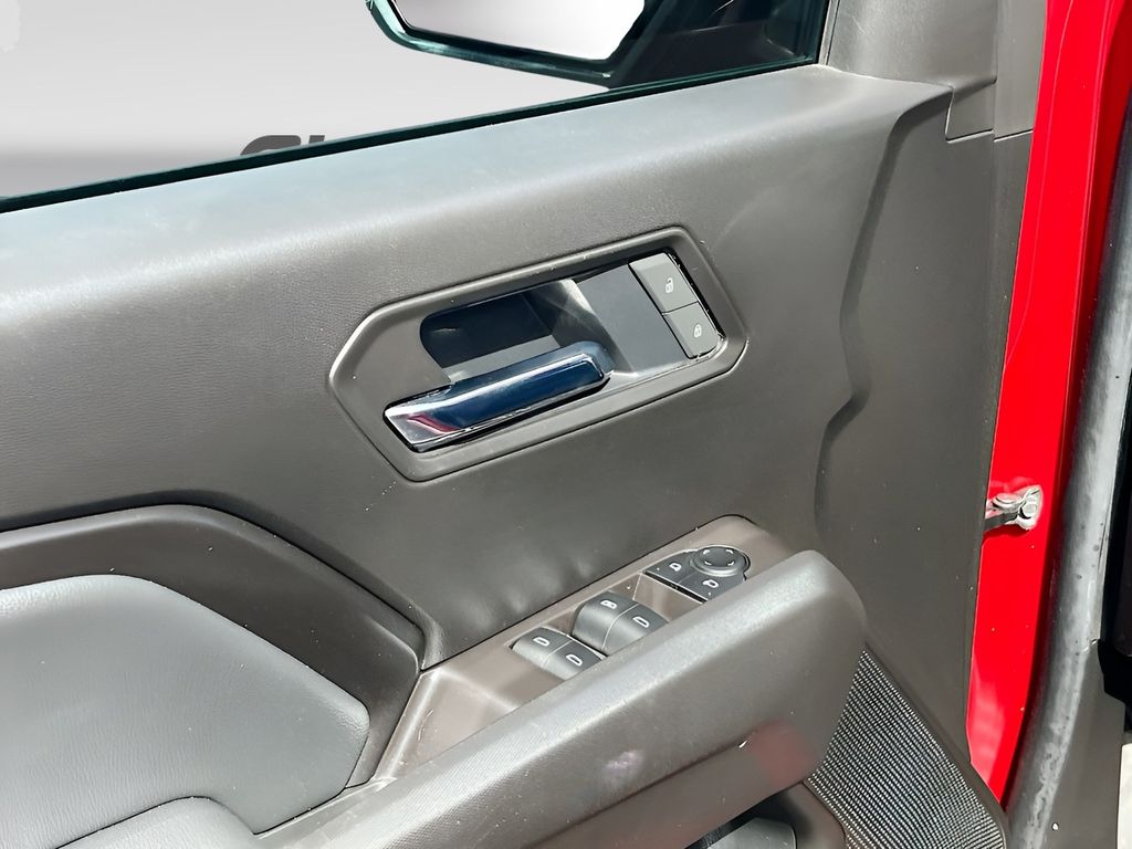 Used 2025 Red Chevrolet LT image 17