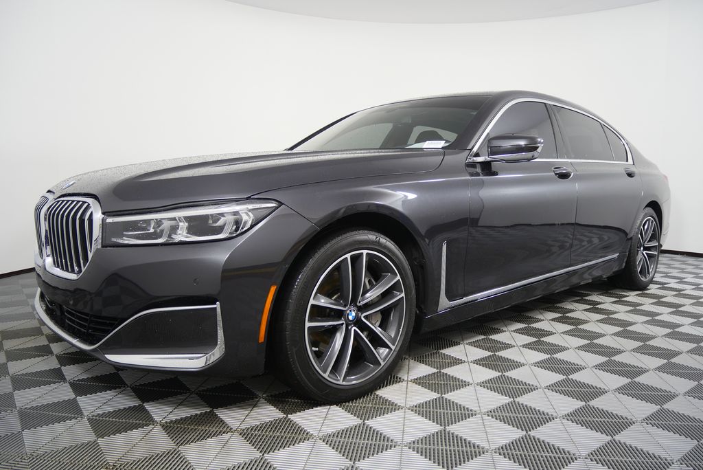 Thumbnail: 2021 BMW 7 Series - 8