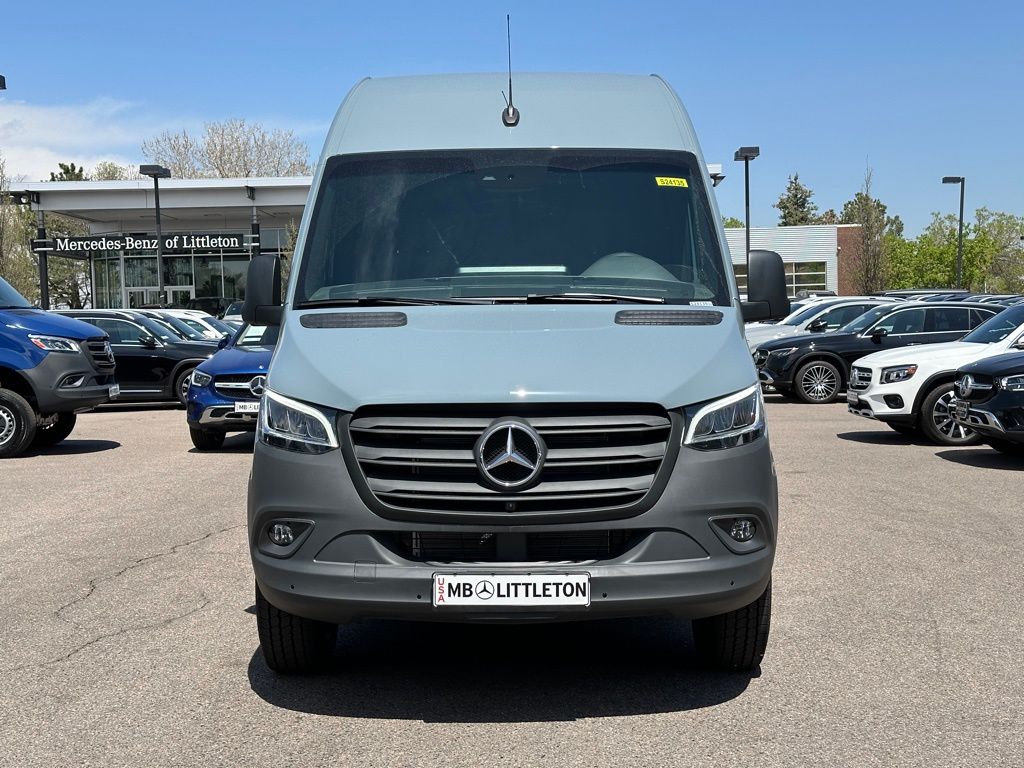 2024 Mercedes-Benz Sprinter 2500 Cargo 170 WB 7