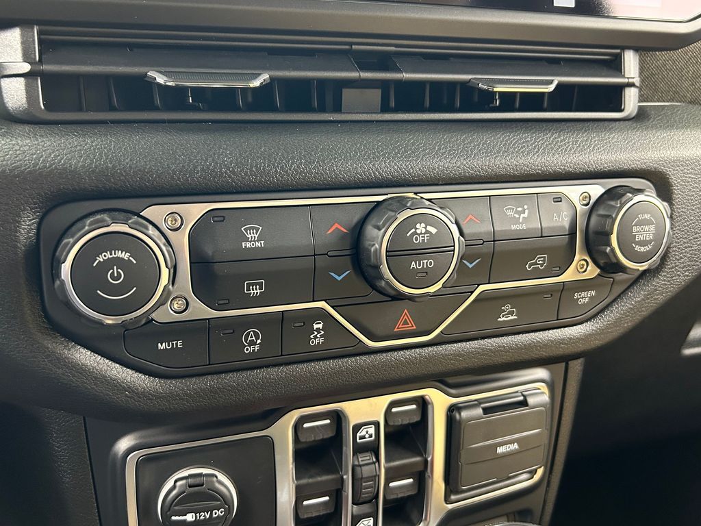 New 2026 41 Jeep Sport image 19