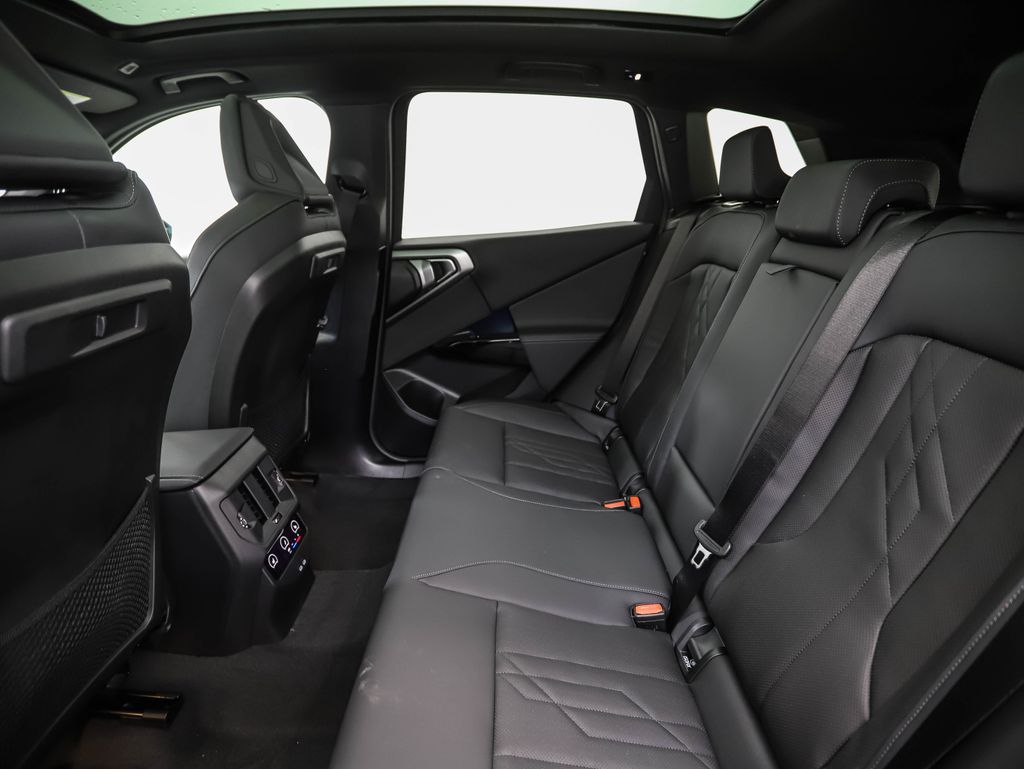 Thumbnail: 2026 BMW X3 - 22