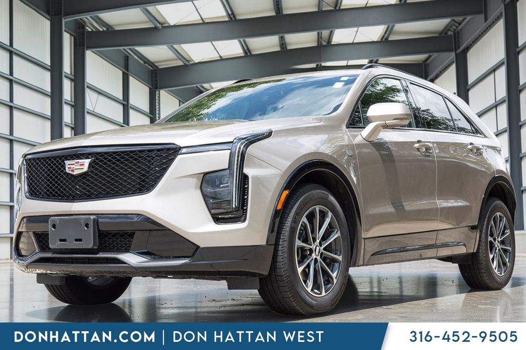 2024 Cadillac XT4 Sport FWD