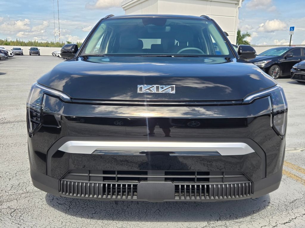 2027 Kia Ev3 - $35,185