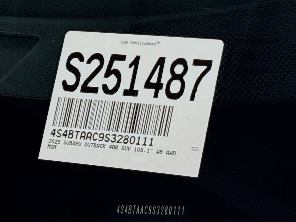 2025 Subaru Outback 2.5i