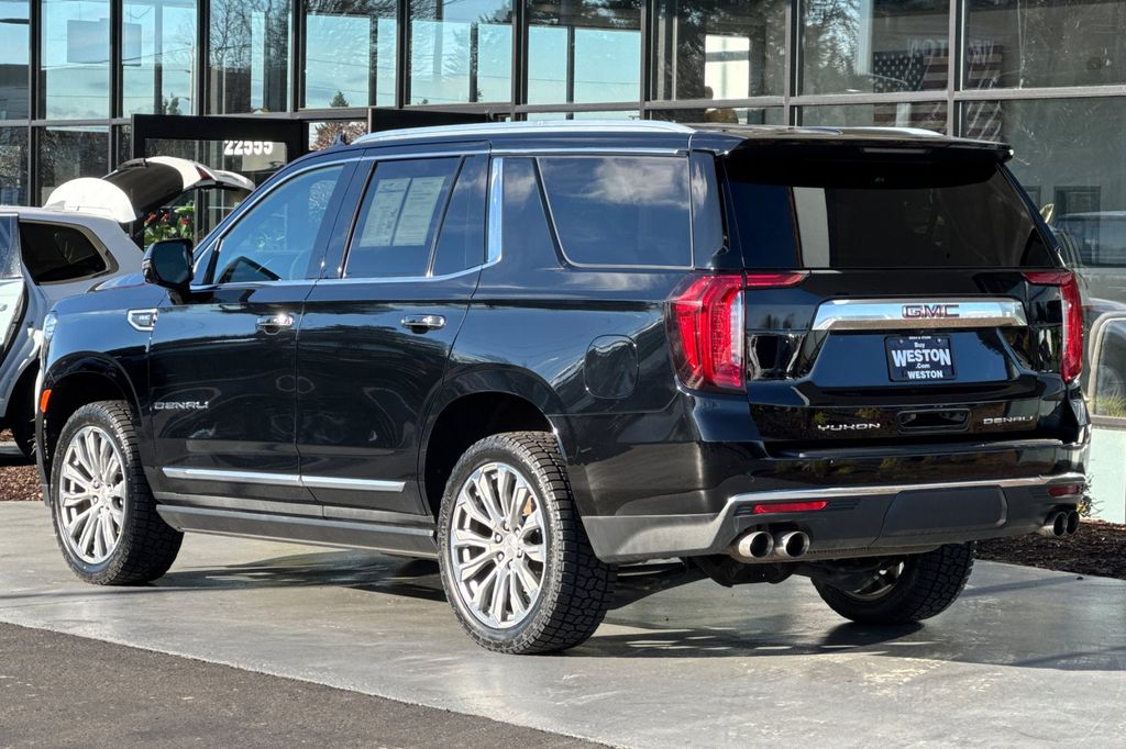 used 2021 GMC Yukon car, priced at $44,990