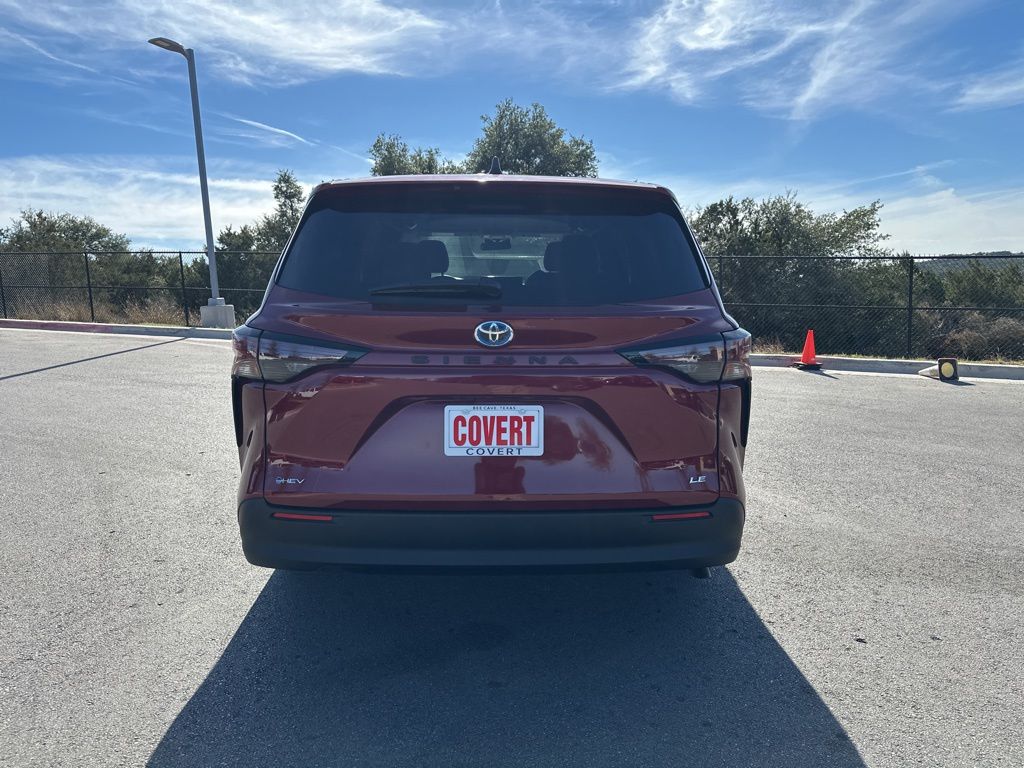 Used Car 2025 Toyota Sienna  Le For Sale Under $40,000 In Austin, Texas