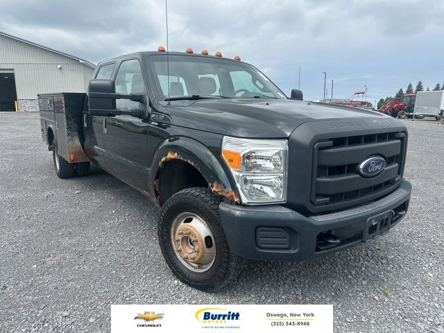 2014 Ford F-350 Super Duty Chassis XL Crew Cab DRW 4WD