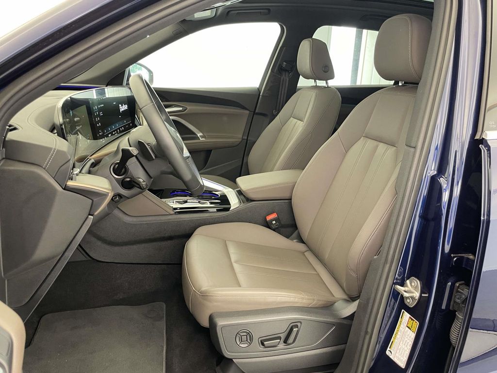 2025 Audi Q5 2.0T Premium - 4