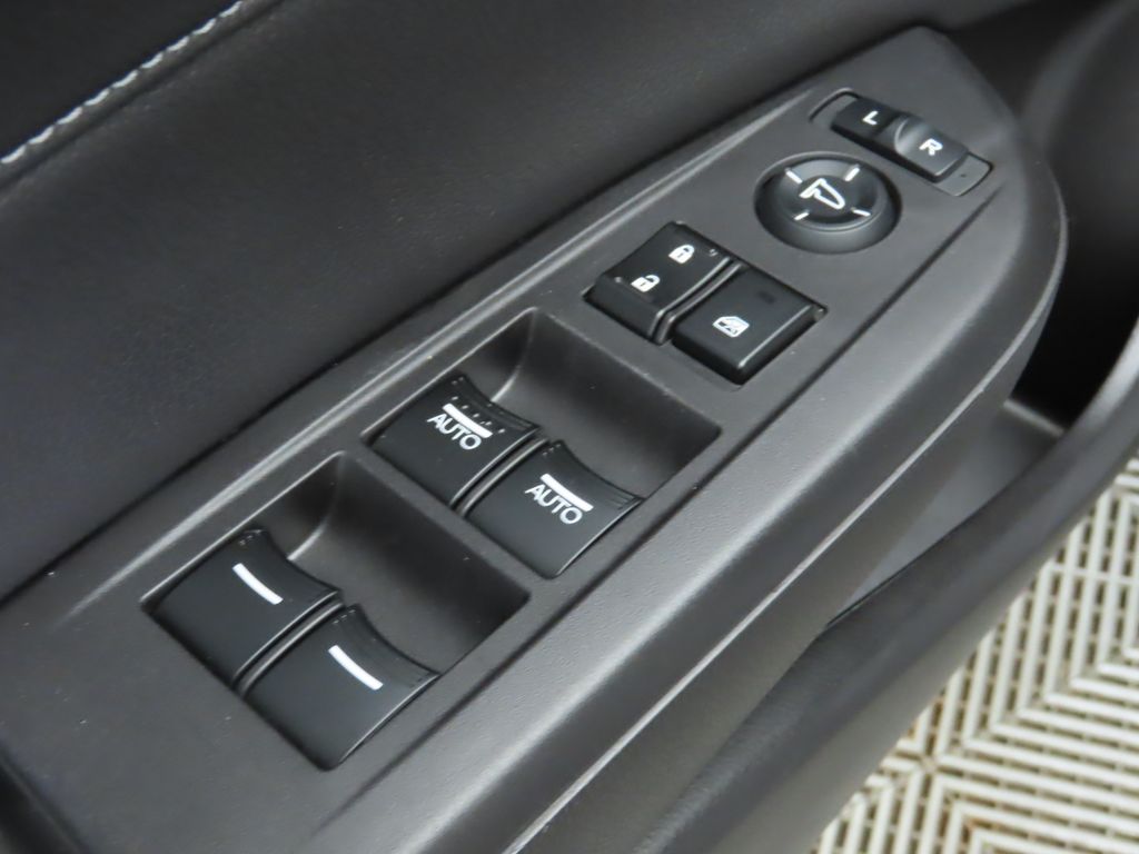 Thumbnail: 2022 Acura ILX - 23