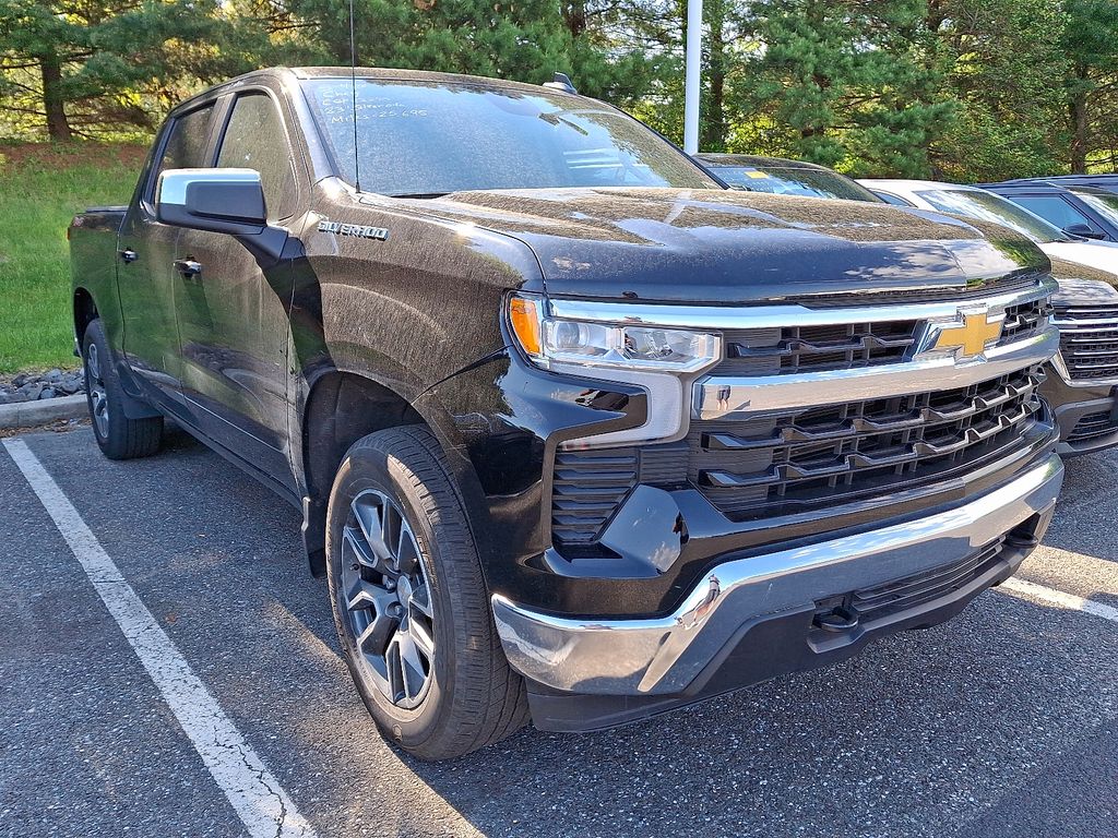 Thumbnail: 2023 Chevrolet Silverado 1500 - 3