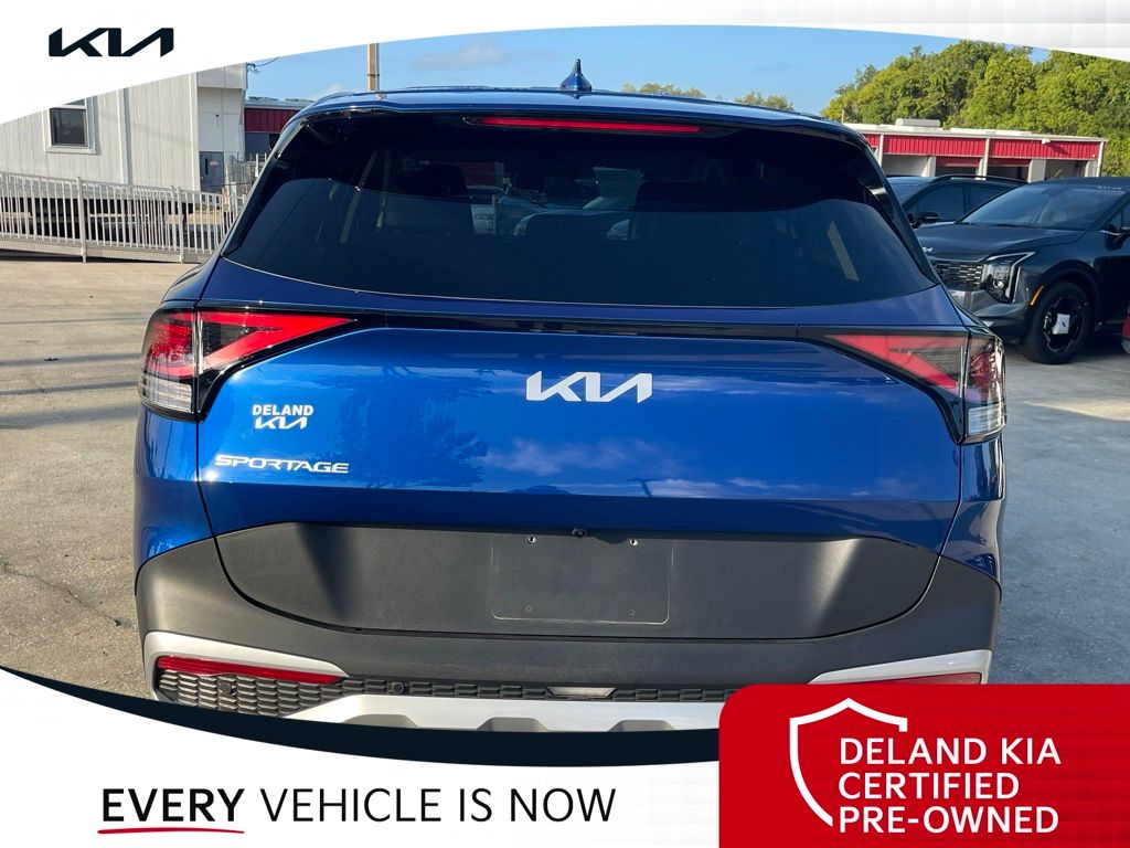 2025 Kia Sportage EX - Photo 16