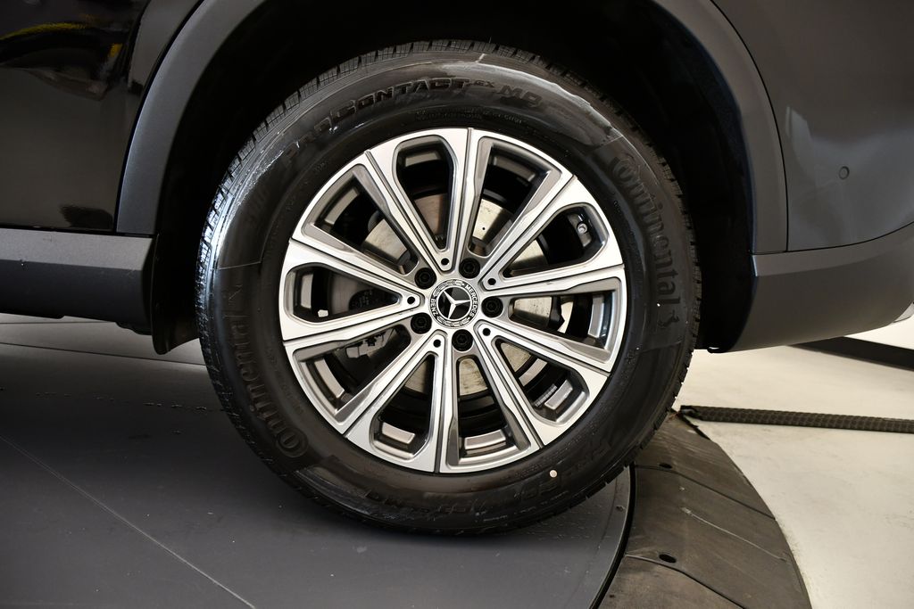 2025 Mercedes-Benz GLC 300 14