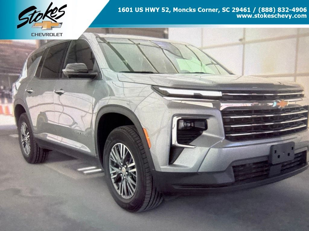 Sterling Gray Metallic 2024 Chevrolet Traverse SUV / Crossover Front-Wheel Drive 8-Speed Automatic