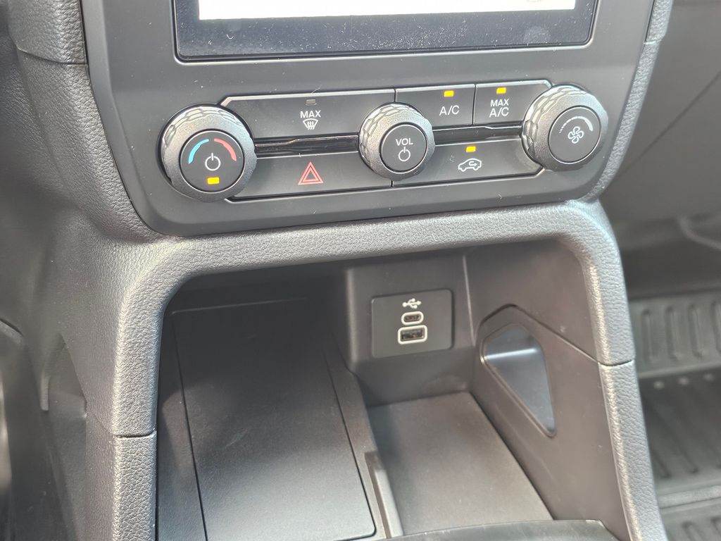 New 2025 Black Ford XL image 34