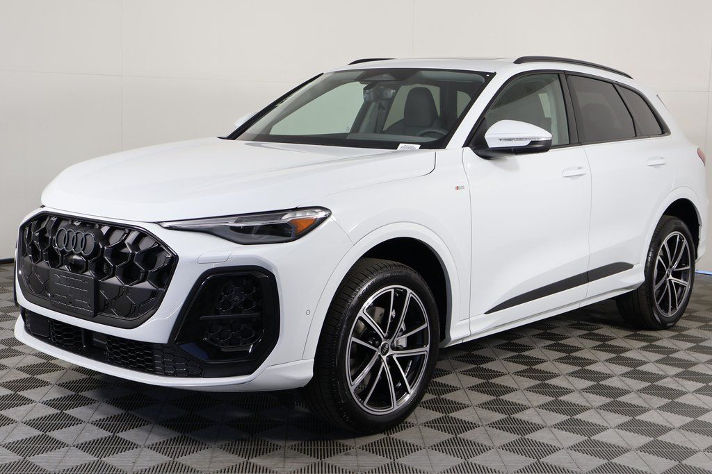Thumbnail: 2026 Audi Q5 - 1
