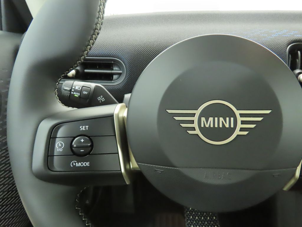 Thumbnail: 2026 MINI Cooper - 13