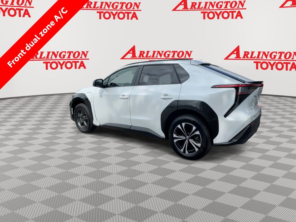 Used 2024 Toyota bZ4X XLE with VIN JTMABACA5RA075082 for sale in Jacksonville, FL