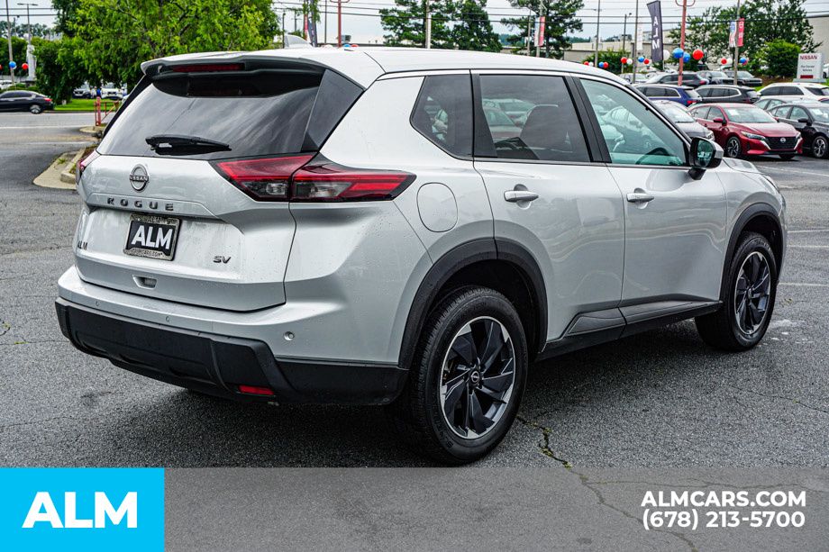 Used 2024 Silver Nissan SV image 6